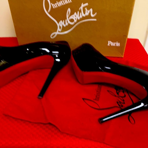 LOUBOUTIN brand new patent leather - Picture 2 of 7